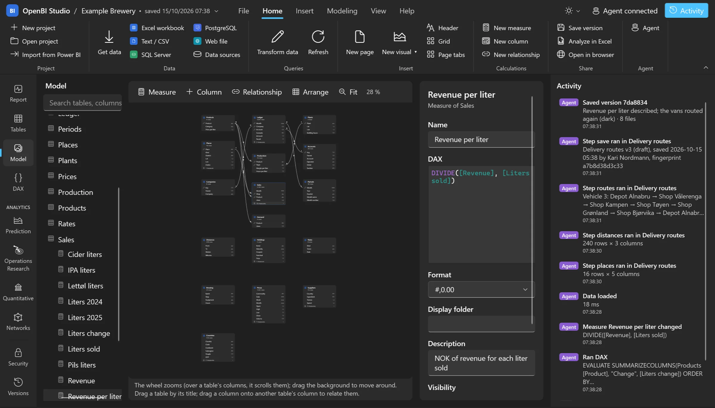 The studio's model view in dark theme